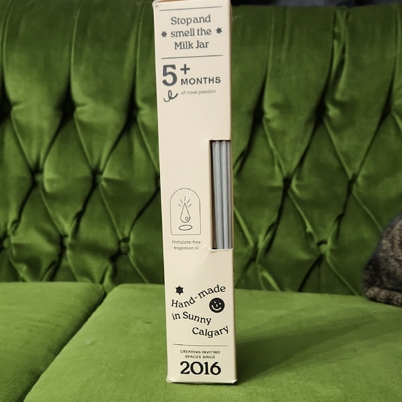 Milkjar Reed Diffuser - Hawaii - Picture 3 of 5